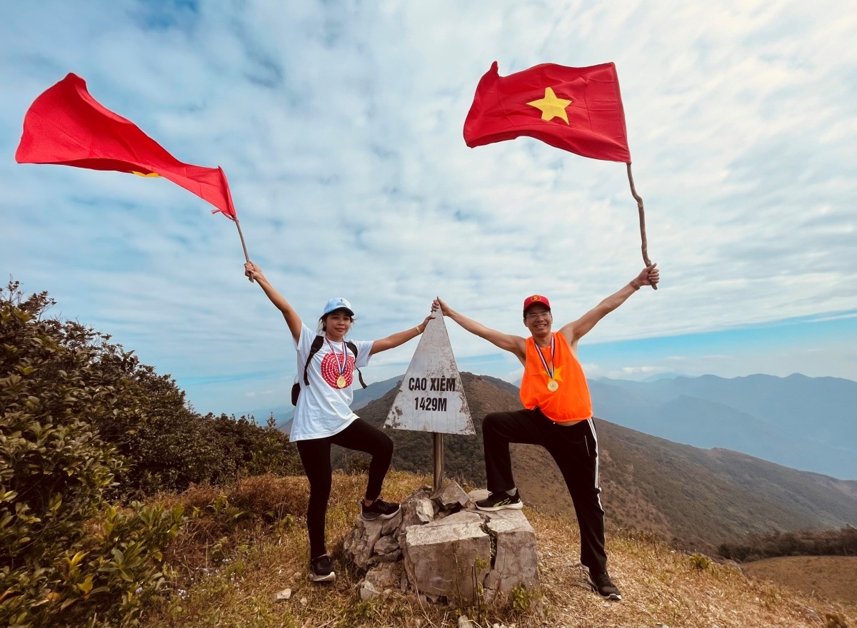 Chia sẻ kinh nghiệm chinh phục đỉnh núi Cao Xiêm Quảng Ninh